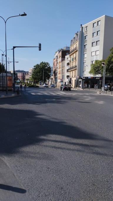 סן-קואן Joli Appart A 10 Minutes De Paris En Metro - Parking Offert מראה חיצוני תמונה