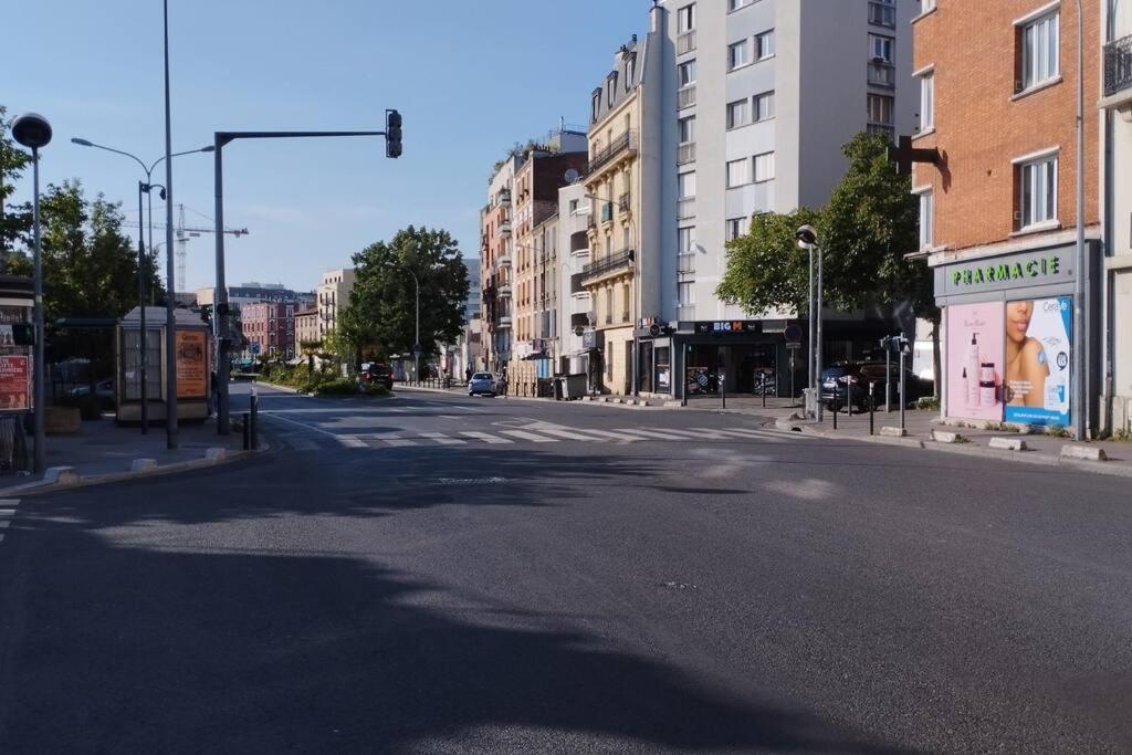 סן-קואן Joli Appart A 10 Minutes De Paris En Metro - Parking Offert מראה חיצוני תמונה